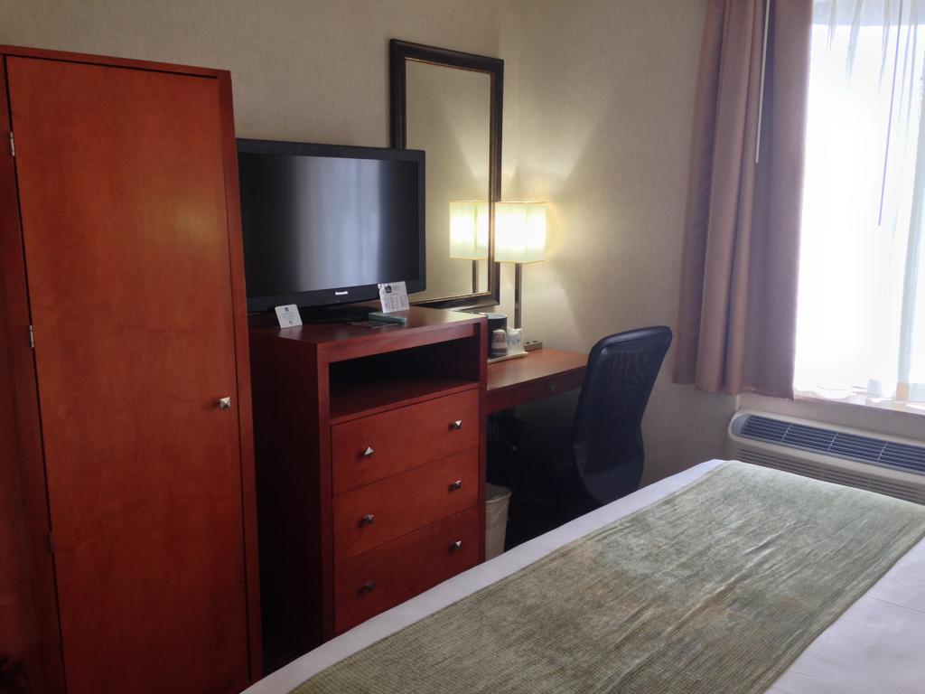 Best Western Jfk Airport New York Exterior photo