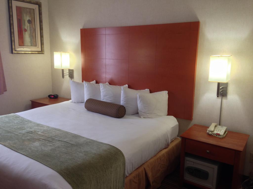 Best Western Jfk Airport New York Exterior photo