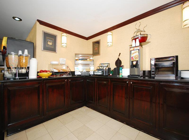 Best Western Jfk Airport New York Restaurant photo