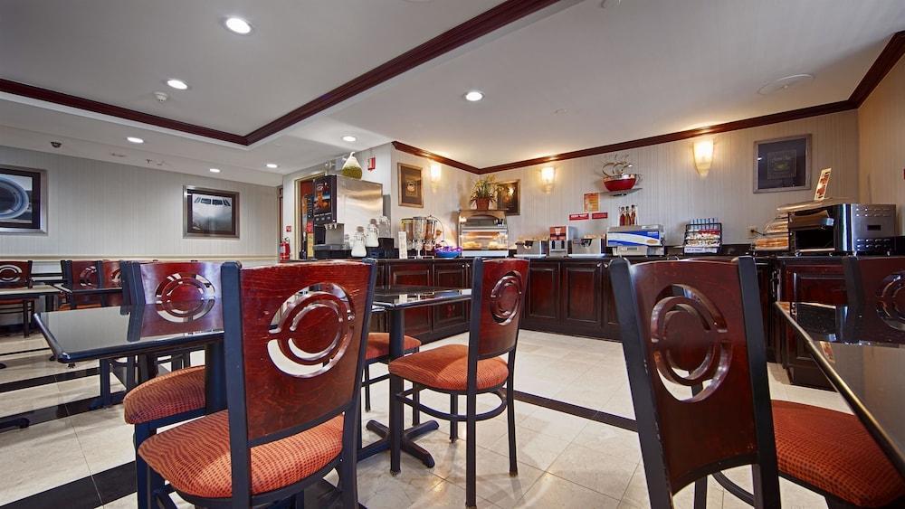 Best Western Jfk Airport New York Exterior photo